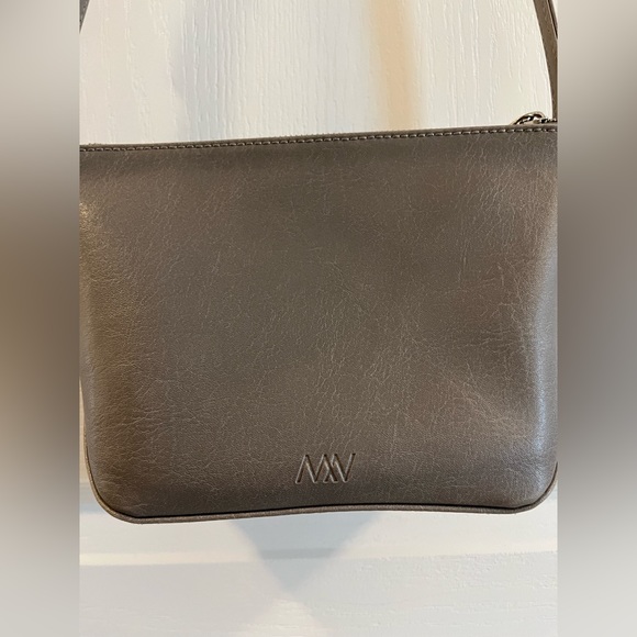 MAT & NAT - SAM VEGAN CROSSBODY BAG - GREY - Picture 4 of 8